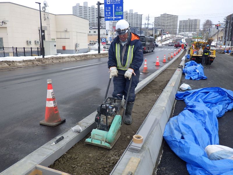 北進通道路改築工事（９工区）（補正）（令和４年度）